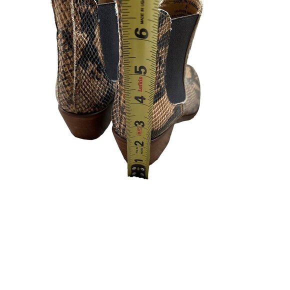 Steve Madden Snake-Print Leather Chelsea Boots Size 8 Elastic Side Panels - Picture 10 of 11